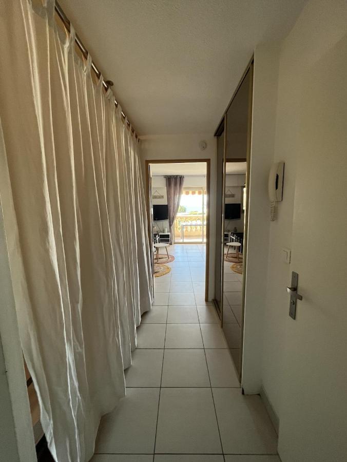 Appartement Face A La Plage Saint-Raphaël 外观 照片