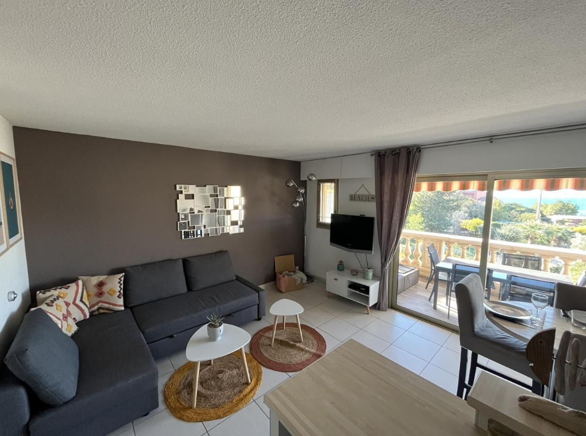 Appartement Face A La Plage Saint-Raphaël 外观 照片